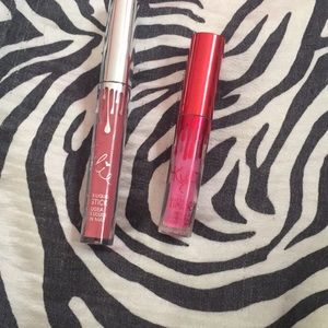 Kylie lipsticks shade angel & high maintenance